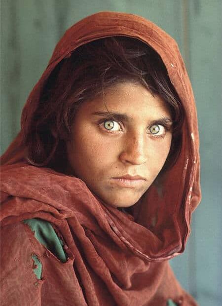 green eye afghan girl national geographic